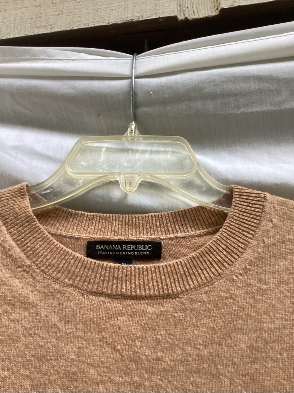 Banana Republic wool Camel Crewneck Sweater with Zebra Motif, size small - Picture 4 of 8